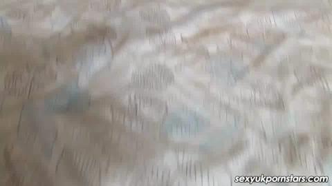 8901